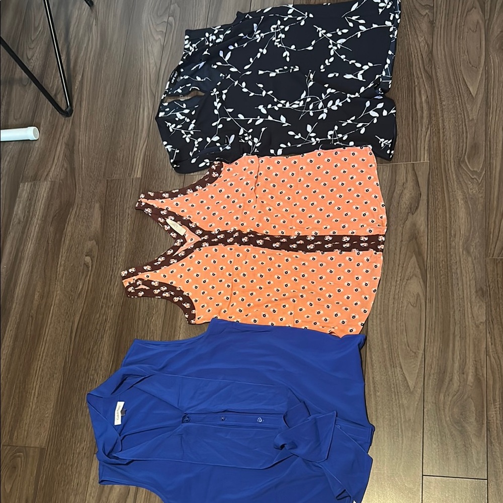 Blue Sleeveless Women's Top